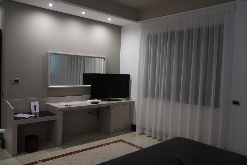 Hotel Giulia Ocean Club Qualiano Esterno foto